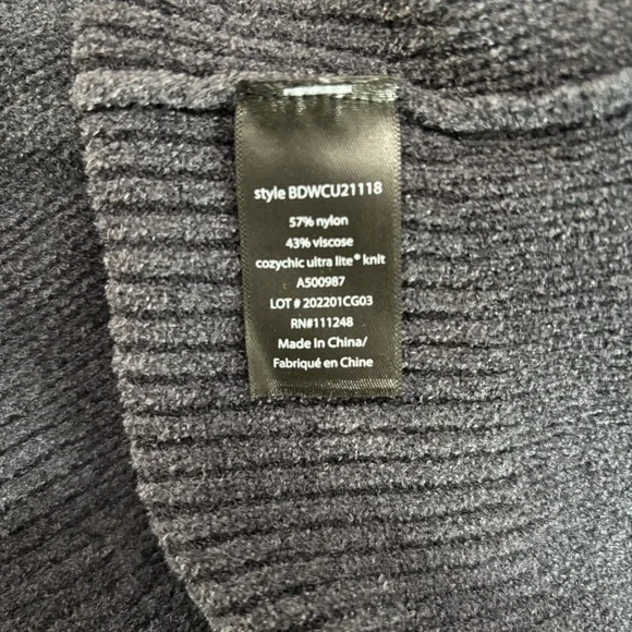 BAREFOOT DREAMS Tunic Sweater Womens 1X Gray Navy Cozy‎ Chic Ultra Lite V-Neck - Picture 7 of 8